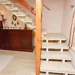 By The Sea - 8961 Apartman *