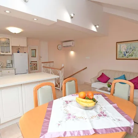 By The Sea - 8961 Apartment *